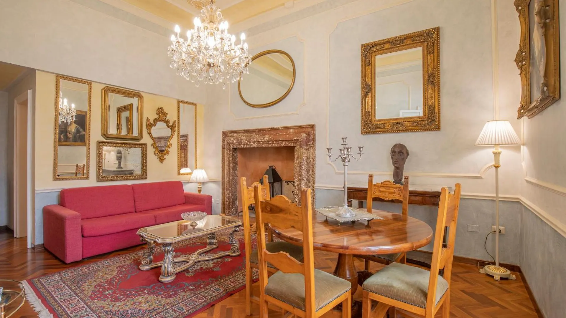 Corte Realdi Suites Piazza Erbe Verona Italien