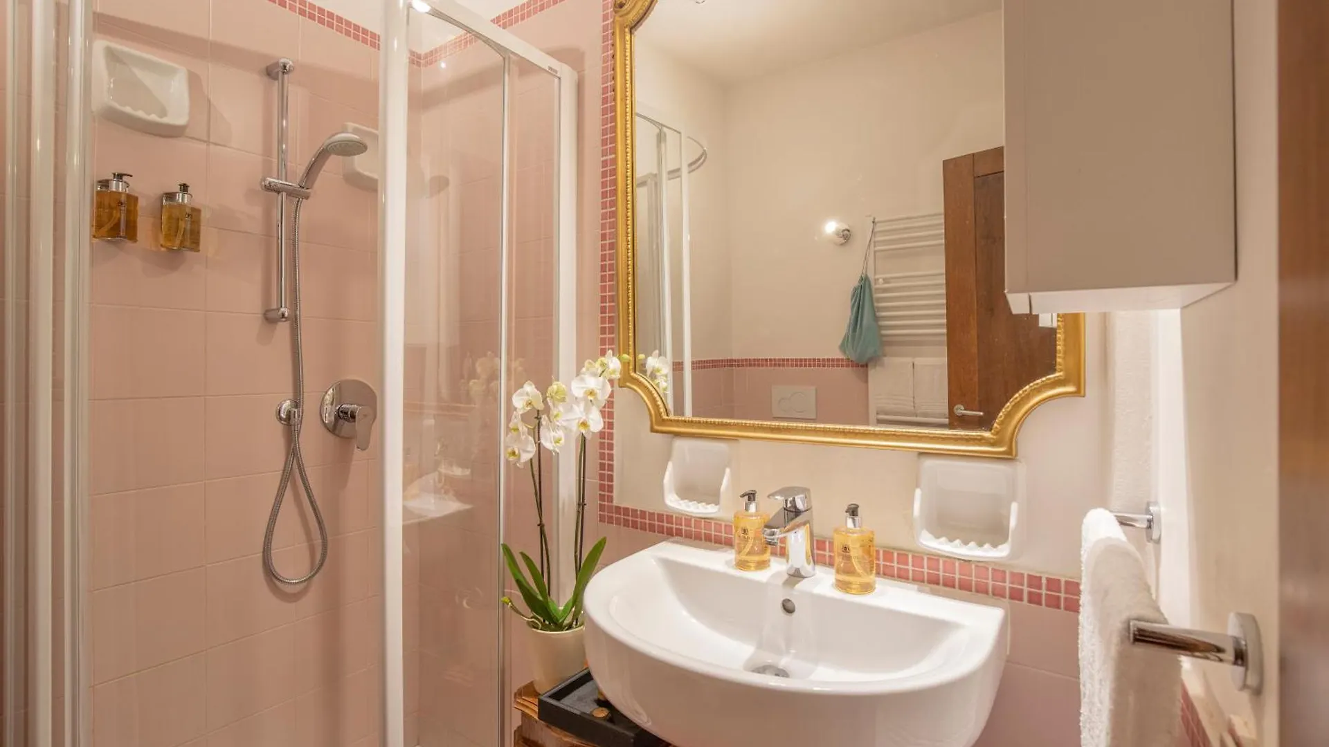 Gasthof Corte Realdi Suites Piazza Erbe Verona