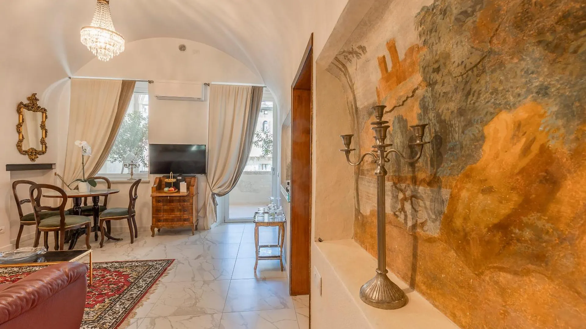 Corte Realdi Suites Piazza Erbe Verona 3*,